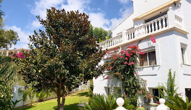 Villa Chantilly: A Tranquil Oasis in El Rosario, Marbella