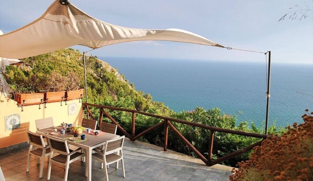 Villa Eden - Private villa, sea view terrace, Latium