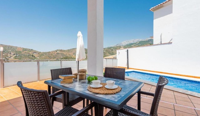 Villa Esperanza Canillas de Albaida by Ruralidays