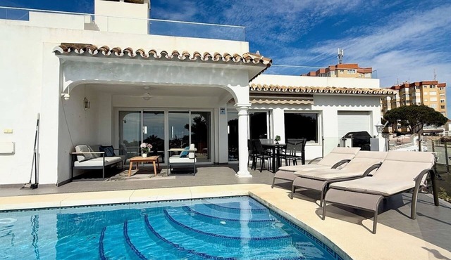 Villa Ibiza by Solrentspain - La Cala de Mijas