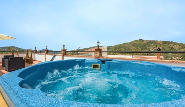 Villa Lucía de Canillas Canillas de Albaida by Ruralidays