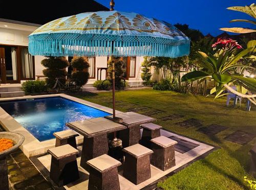 Villa Pintu Biru