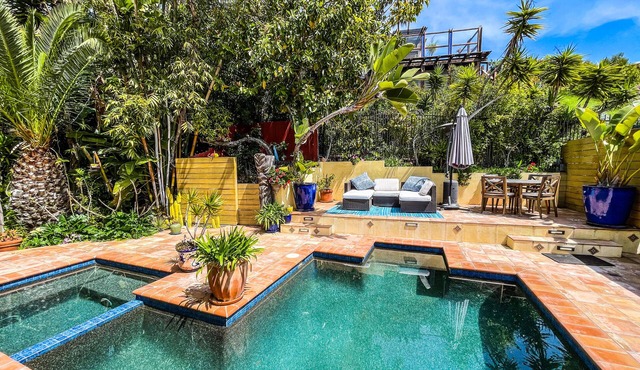 Villa Rey Charming 2-bedroom house w pool, tropical garden and views