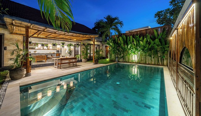 Villa Sarong 2 Chic 2BR Boho Villa: Prime Central Location