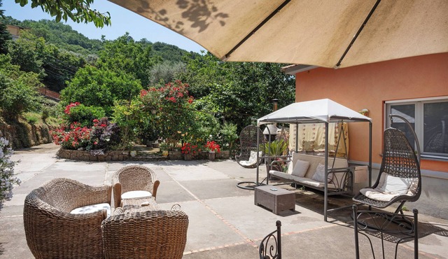 Villa 'Sulle Colline Di Sorrento' with Sea View, Wi-Fi and Air Conditioning