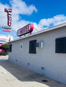 vogue motel