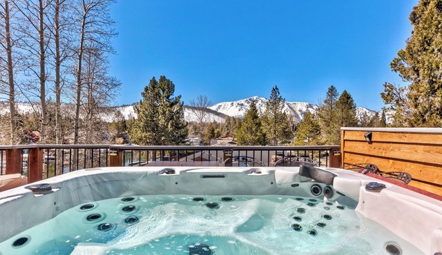 Waterfront Hot Tub,Game room, Tahoe Keys MV25