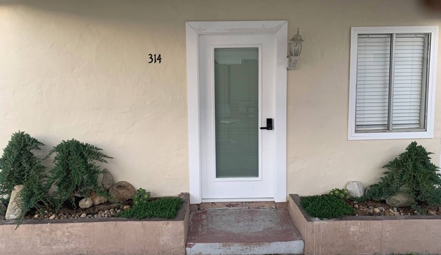 Welcome to a newly renovated 2 Bed/2 Bath home, in North Orange County.