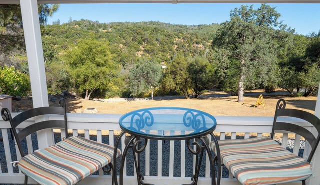 Yosemite Retreat Near Bass Lake with Firepit, BBQ & Sauna