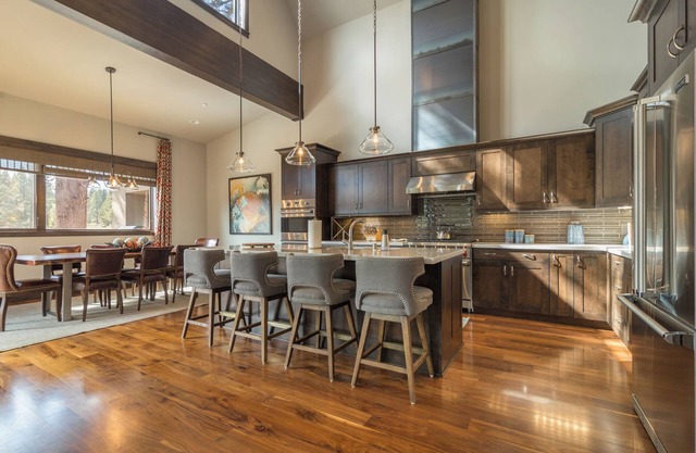 Fairway View at Schaffer's Mill, Northstar Ski Lounge, Golf & Amenities!