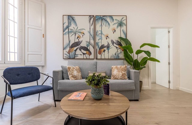 Thyssen Boutique Apartment 2D