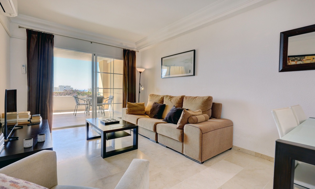 Estepona Apartment | Spacious Holiday Apartment 'Puerto Alto' with Sea Views, Shared Pool & Wi-Fi