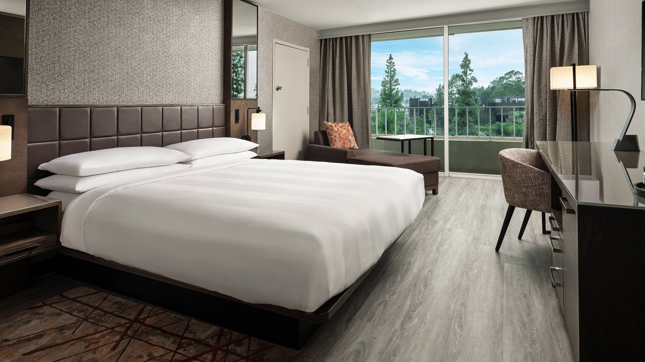 Photo of Bedroom in Warner Center
