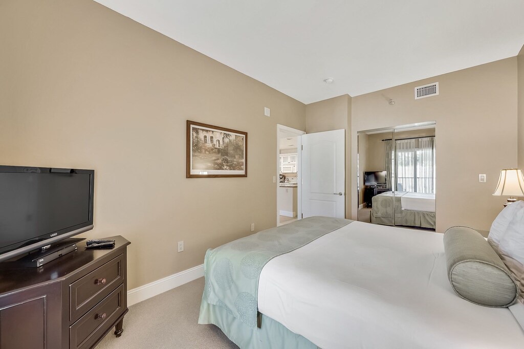 Photo of Bedroom in Lake Las Vegas