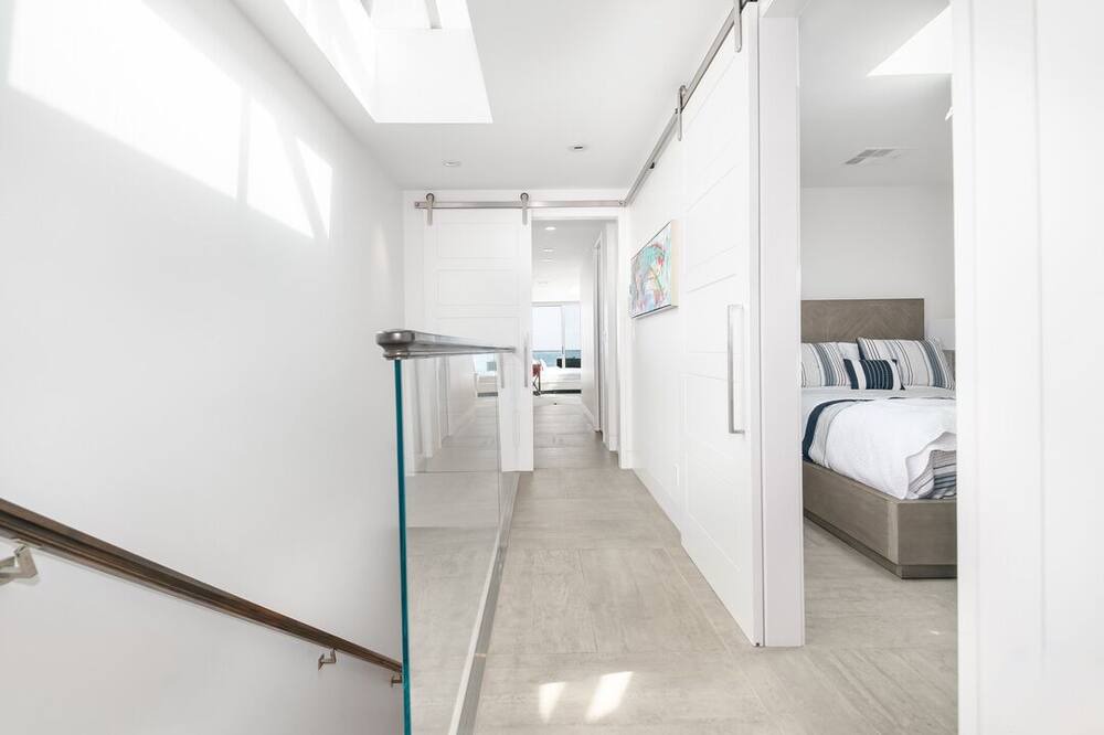 Photo of Bedroom in Eastern Malibu