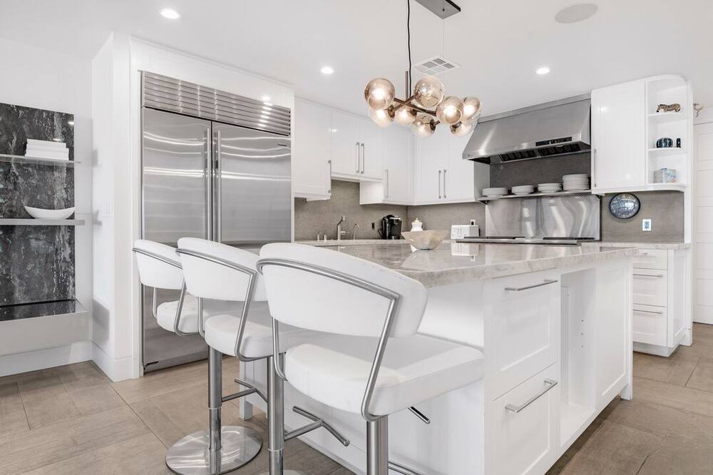 Photo of Kitchen in Eastern Malibu
