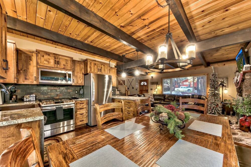 Photo of Kitchen in Pioneer Trail