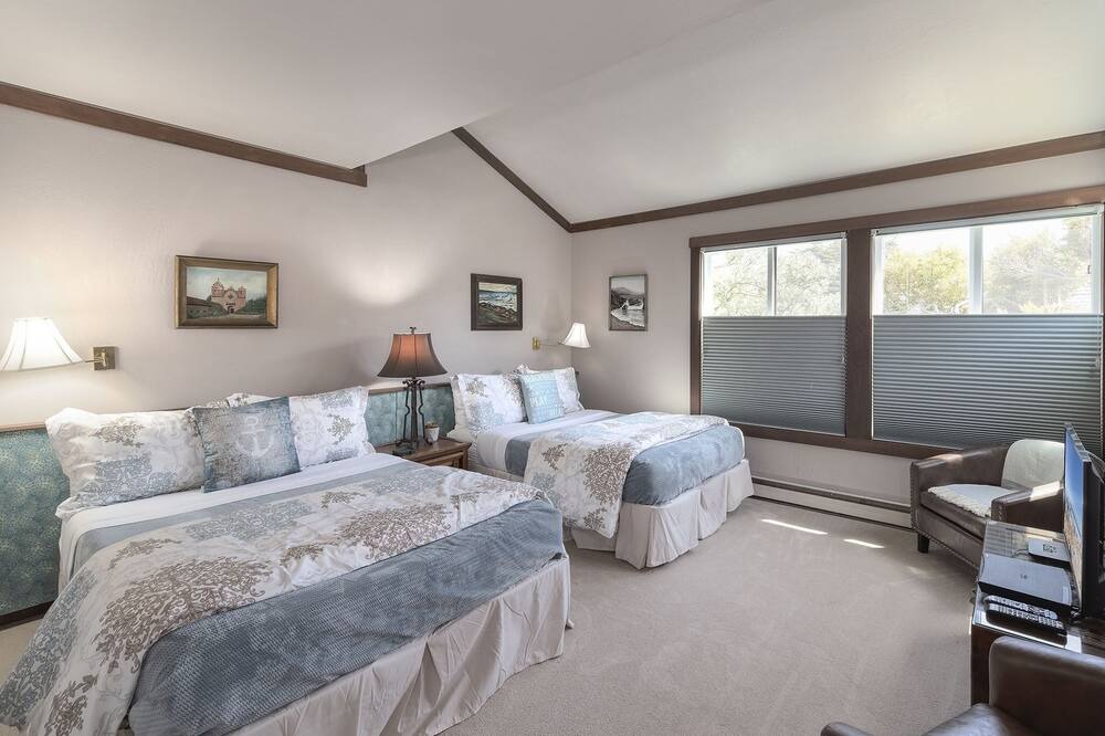 Photo of Bedroom in Castroville