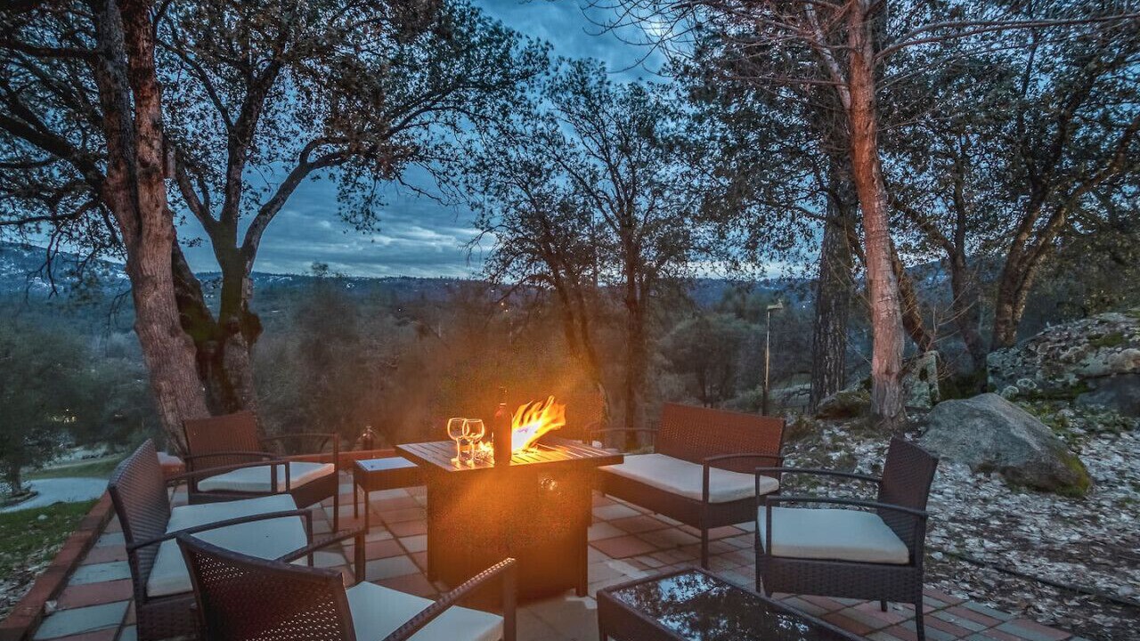 Photo of Outdoor in Oakhurst