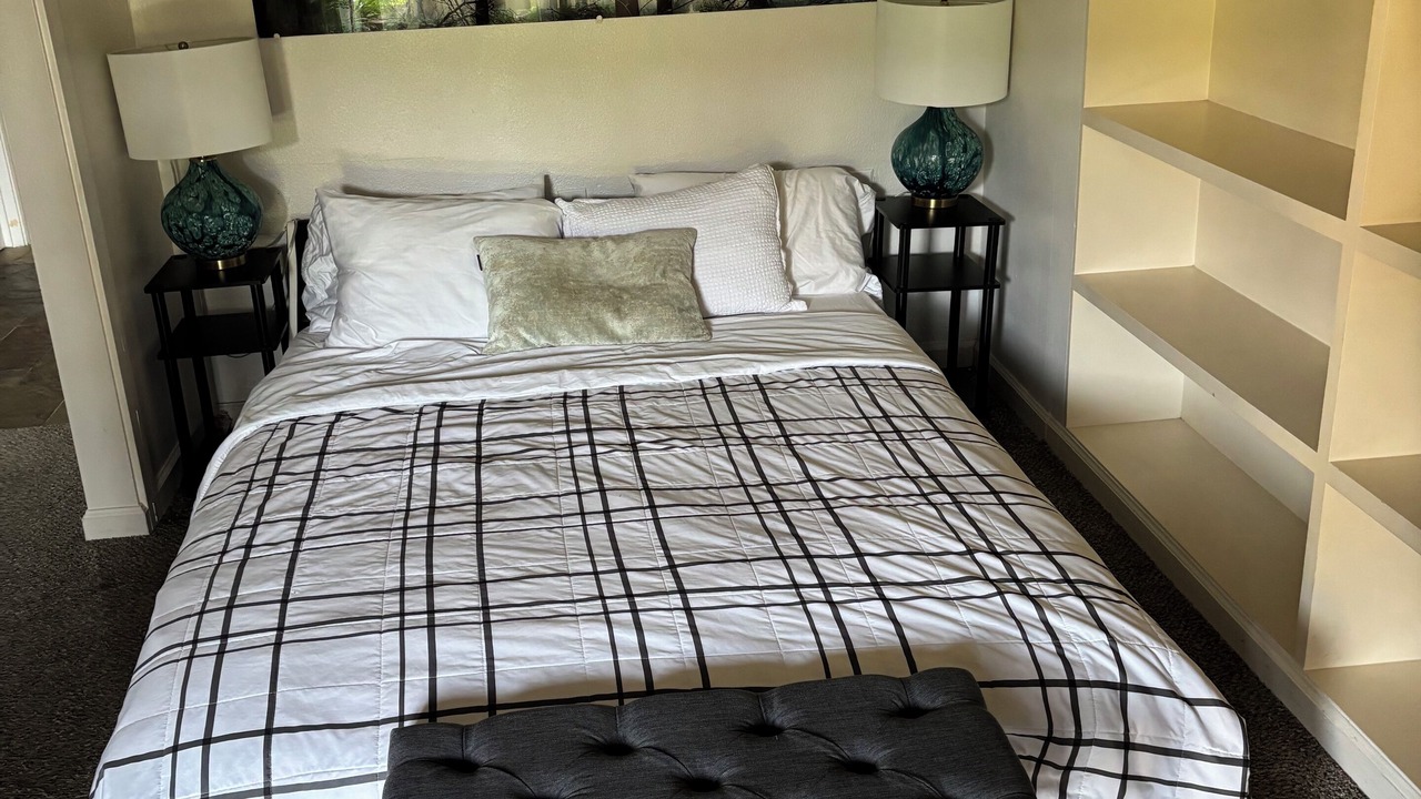 Photo of Bedroom in Laguna Niguel
