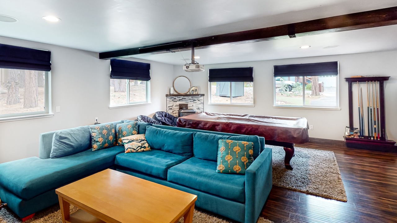 Photo of Livingroom in North Upper Truckee