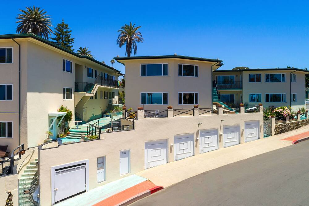 Photo of Others in Village of La Jolla