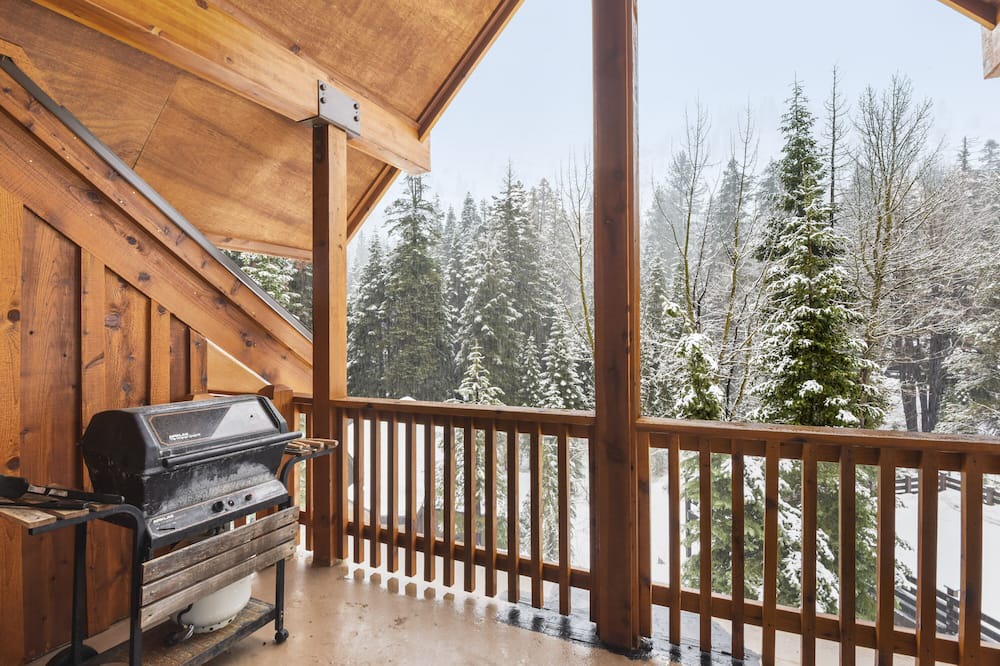 Photo of Patio Balcony in Alpine Meadows