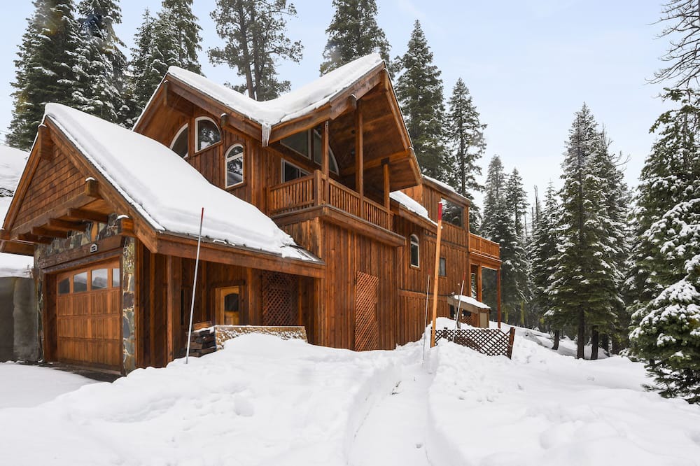 Photo of Others in Alpine Meadows