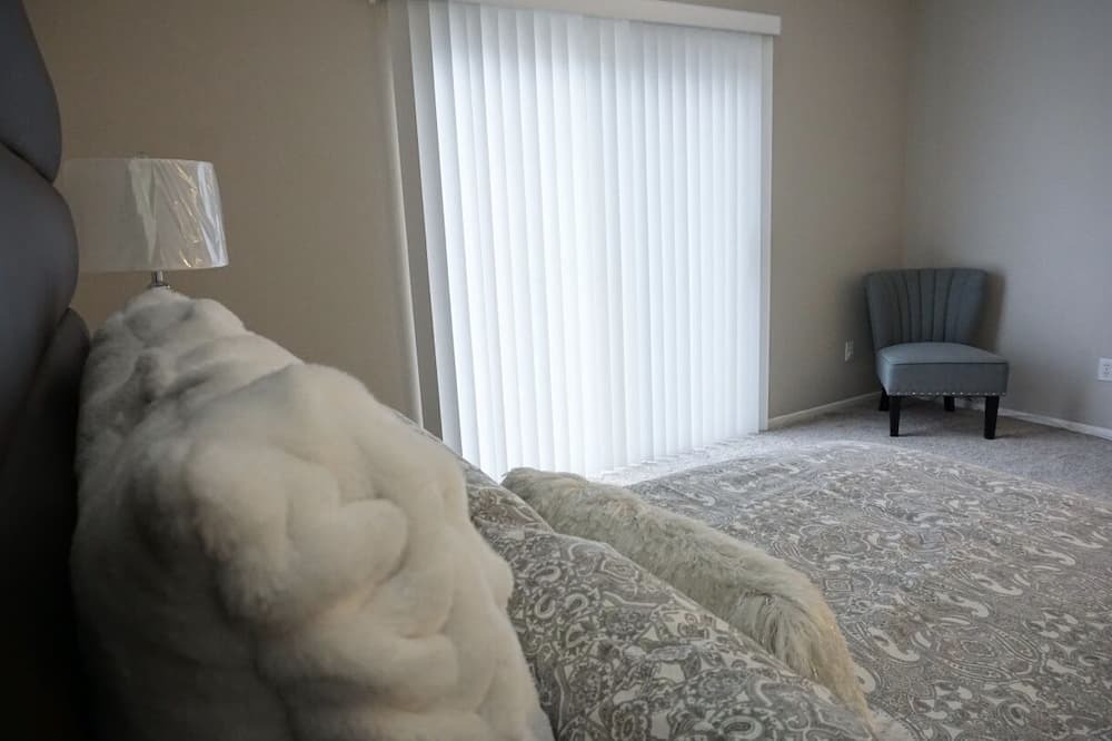 Photo of Bedroom in Ocean View Hills