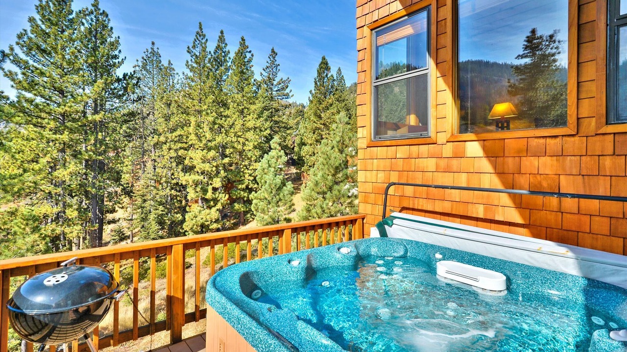 Photo of Outdoor in Alpine Meadows