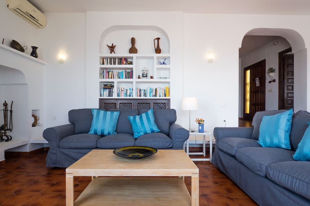 Photo of Livingroom in Chimenea