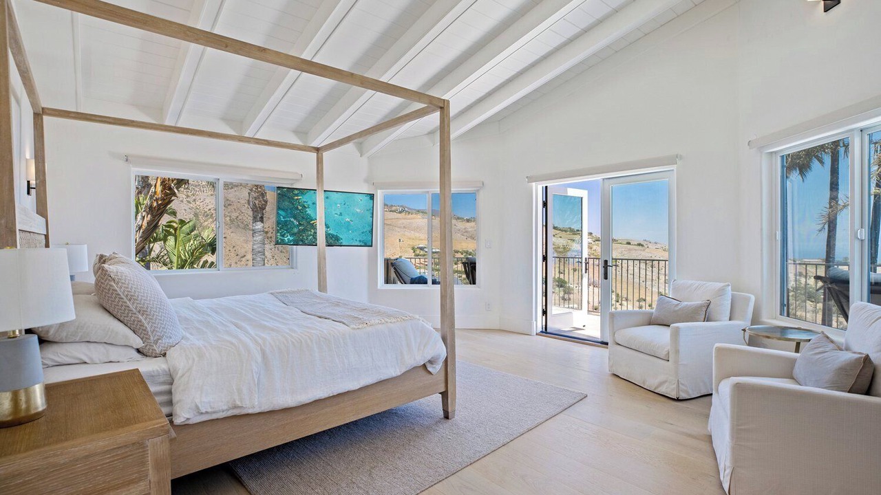 Photo of Bedroom in Central Malibu