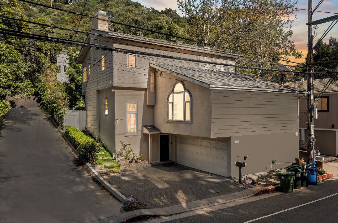 Photo of Outdoor in Beverly Glen