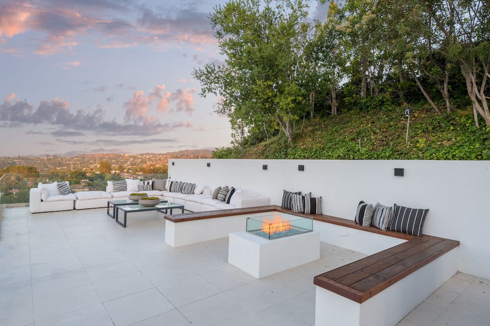 Photo of Outdoor in Tarzana