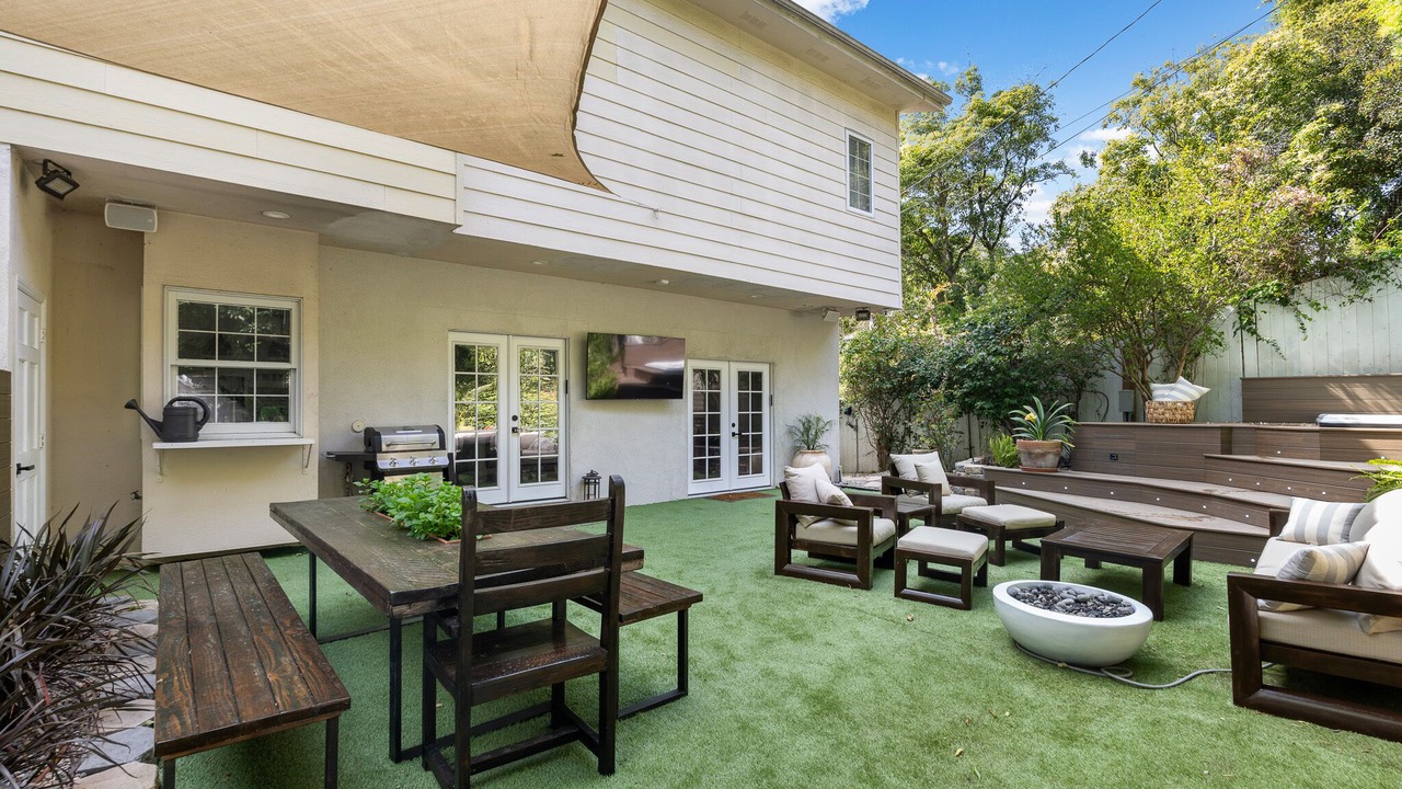 Photo of Outdoor in Bel Air