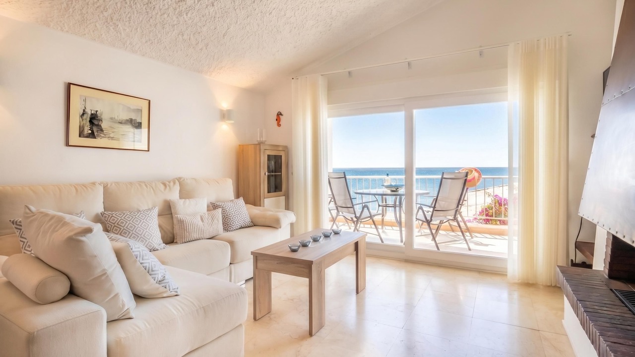 Photo of Livingroom in Bahia Dorada