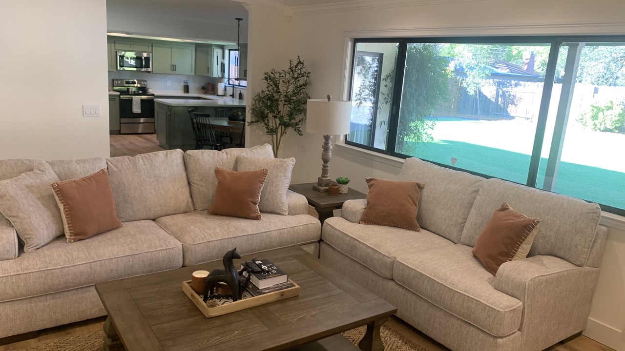 Photo of Livingroom in Columbia