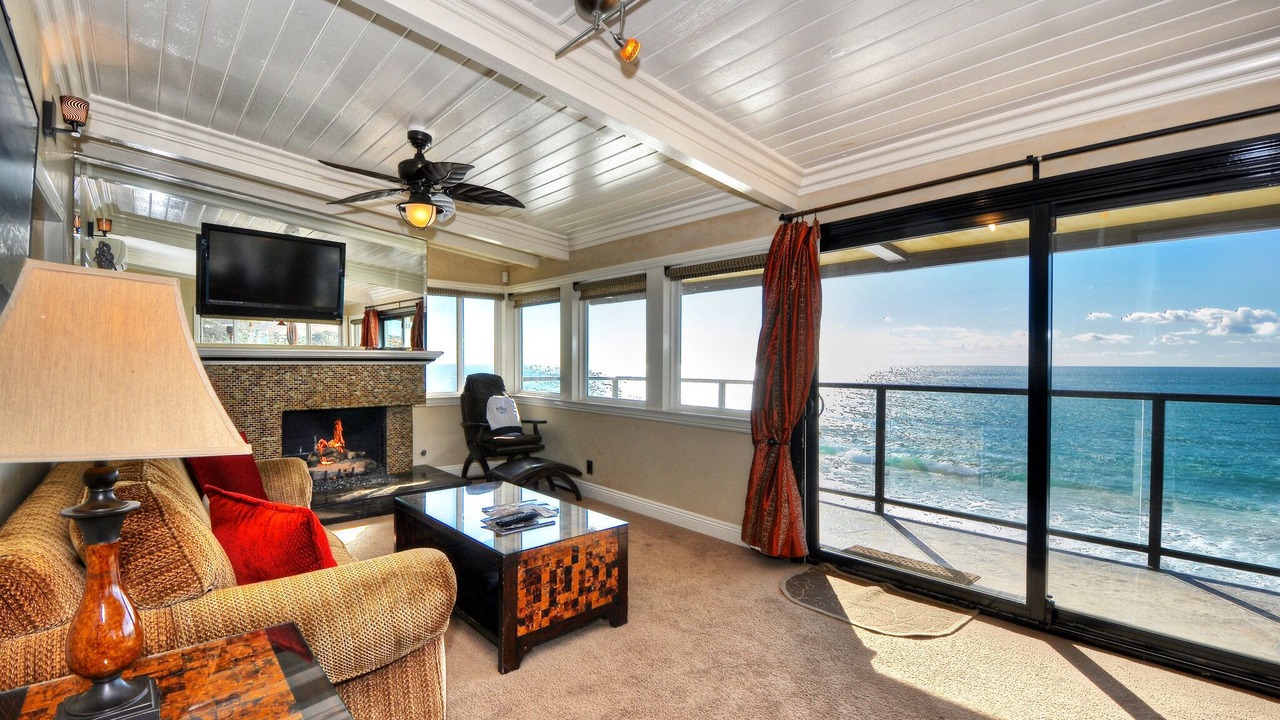 Photo of Livingroom in Laguna Beach