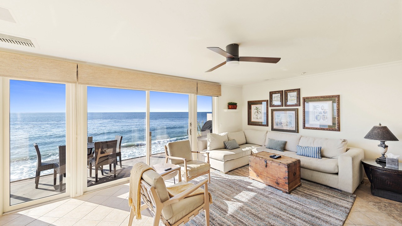 Photo of Livingroom in Laguna Beach