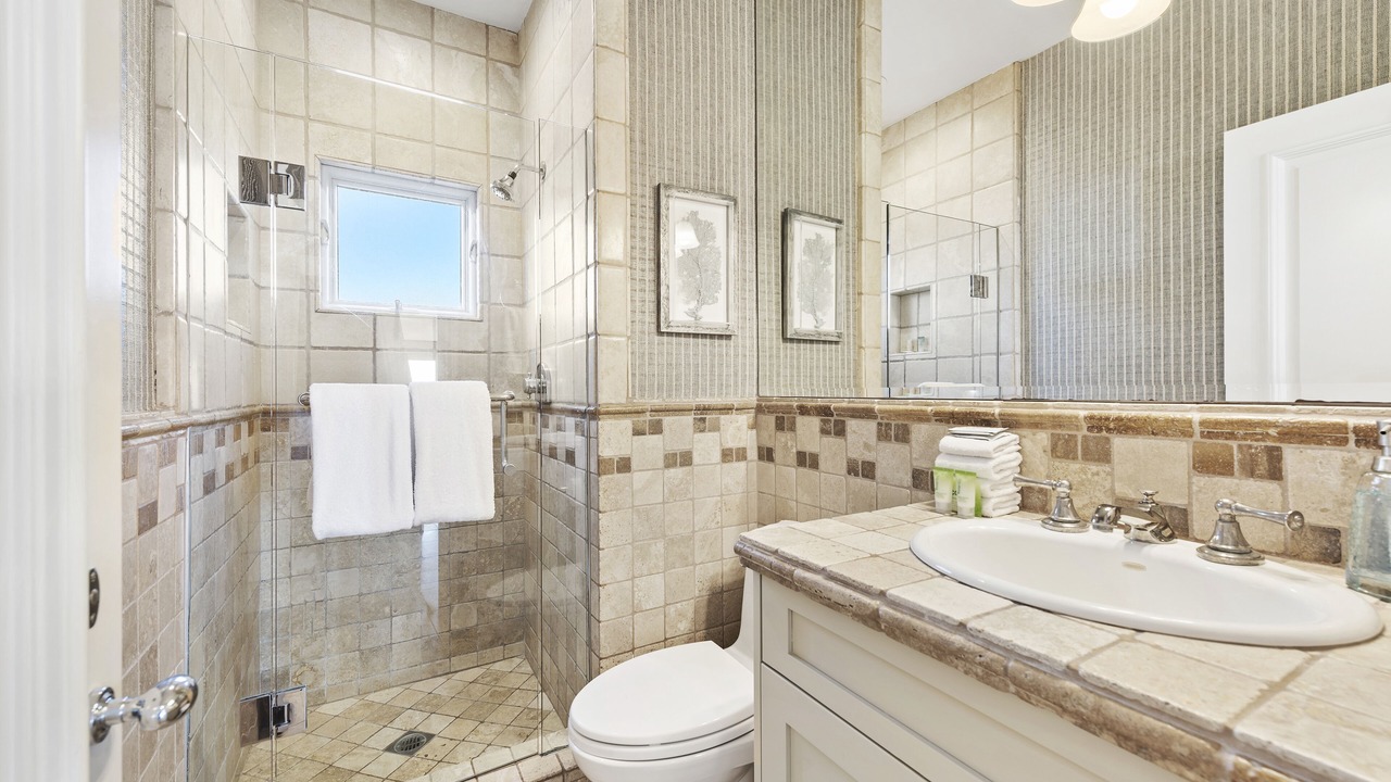 Photo of Bathroom in Laguna Beach