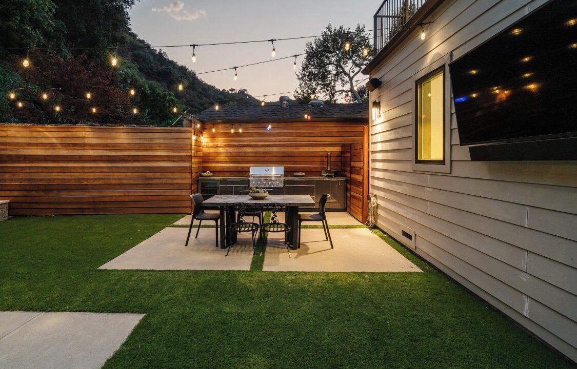 Photo of Outdoor in Beverly Glen
