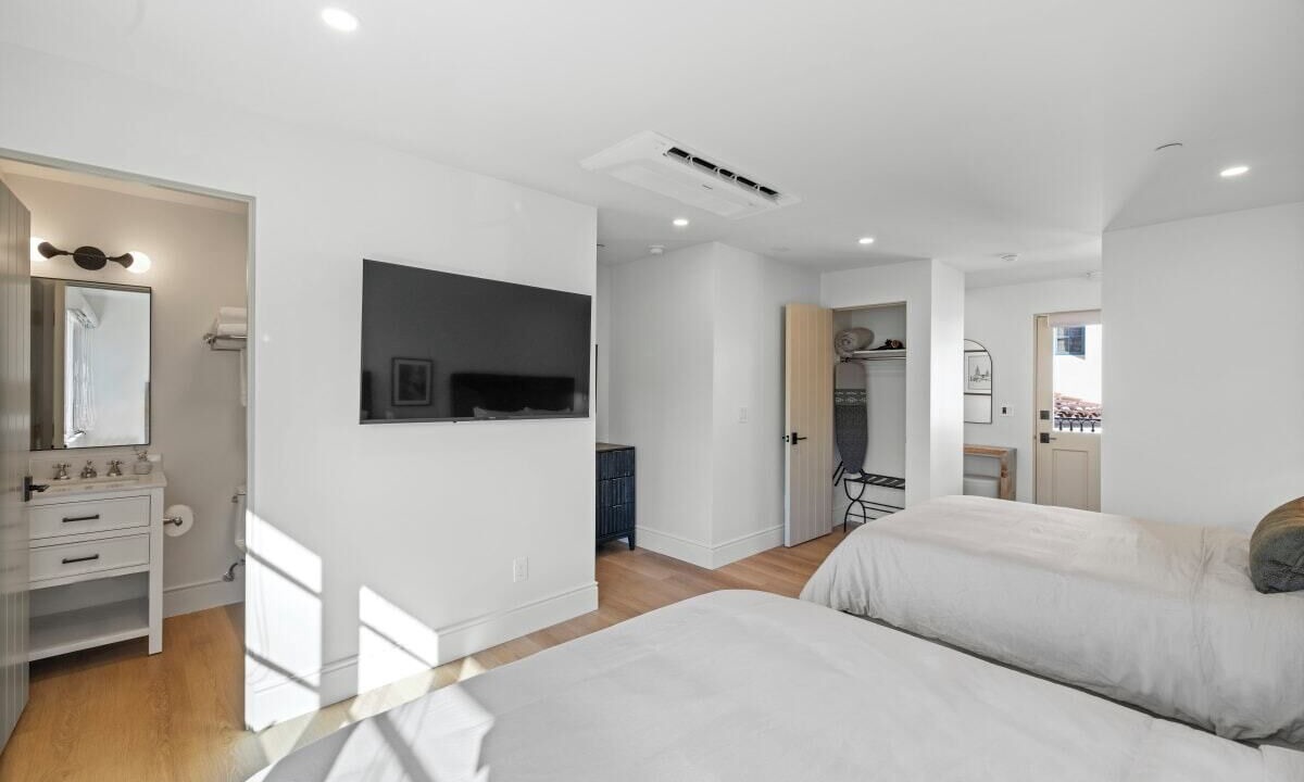 Photo of Bedroom in Laguna