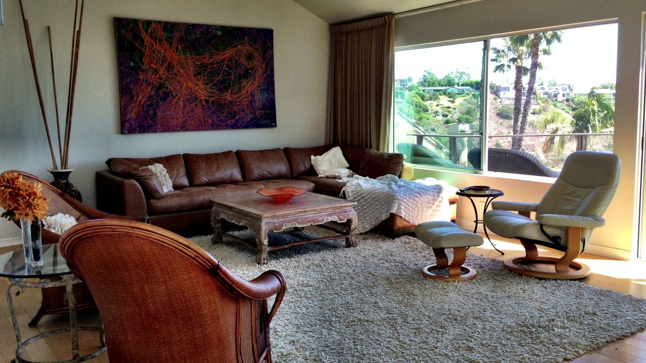 Photo of Livingroom in Mystic Hills