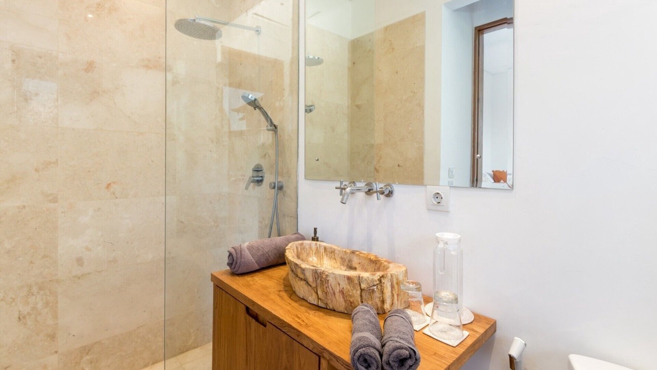 Photo of Bathroom in Pererenan