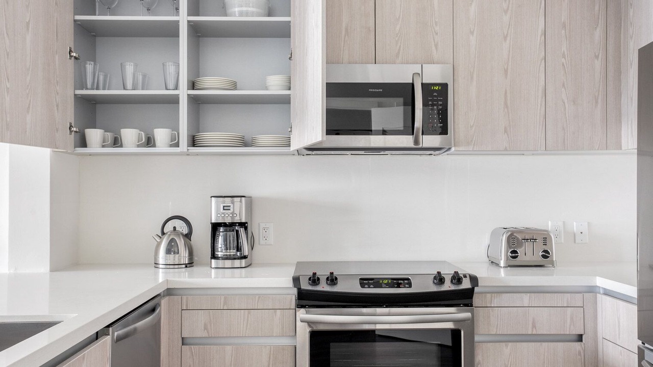 Photo of Kitchen in West Los Angeles