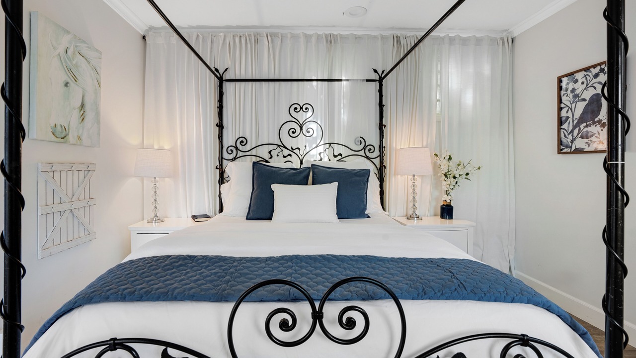 Photo of Bedroom in West Los Angeles