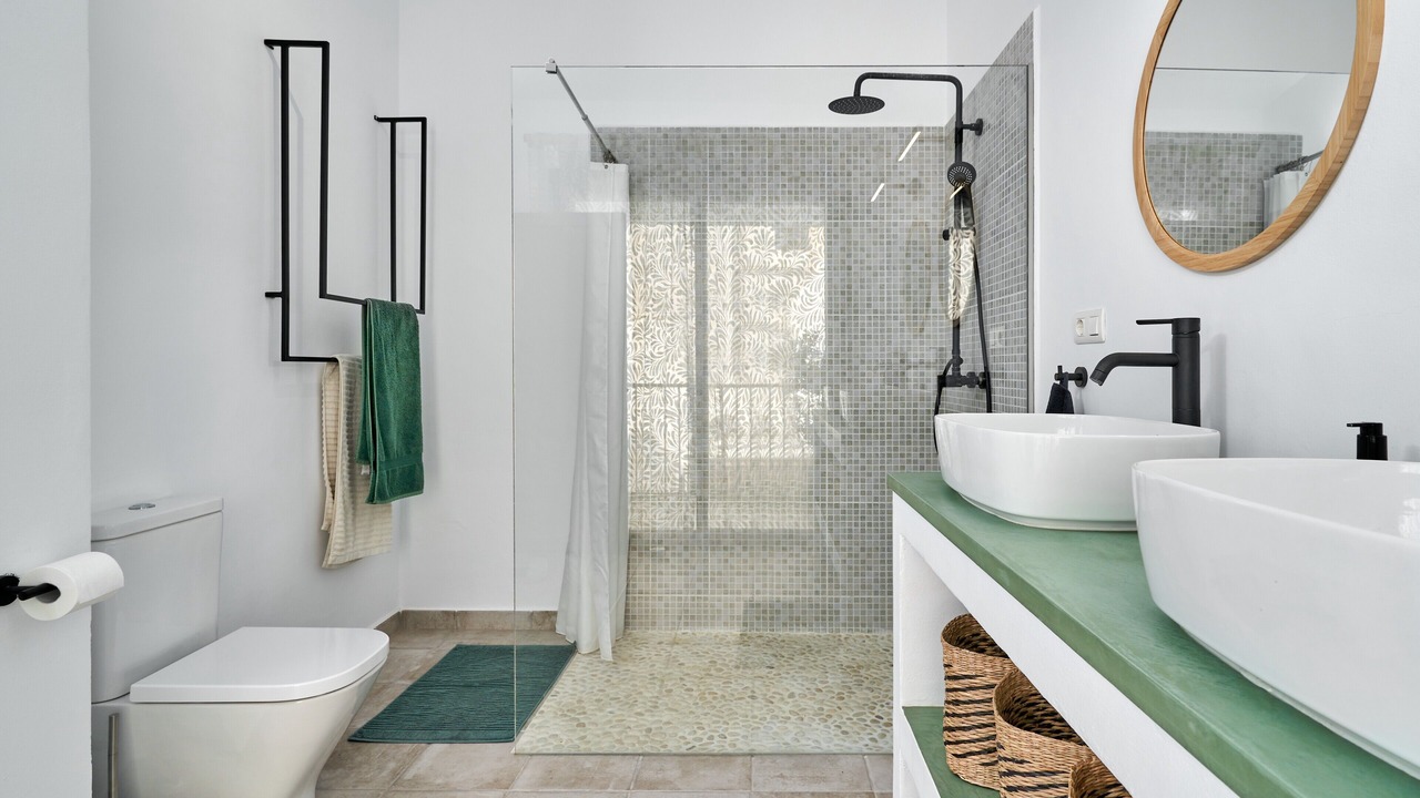 Photo of Bathroom in Canillas de Albaida
