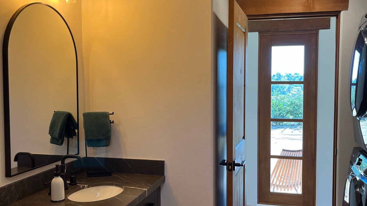 Photo of Bathroom in Vista