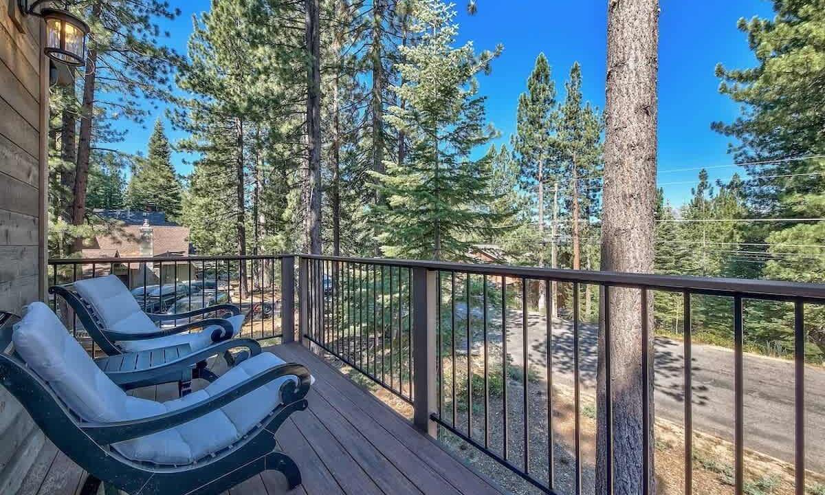Photo of Outdoor in Country Club Estates