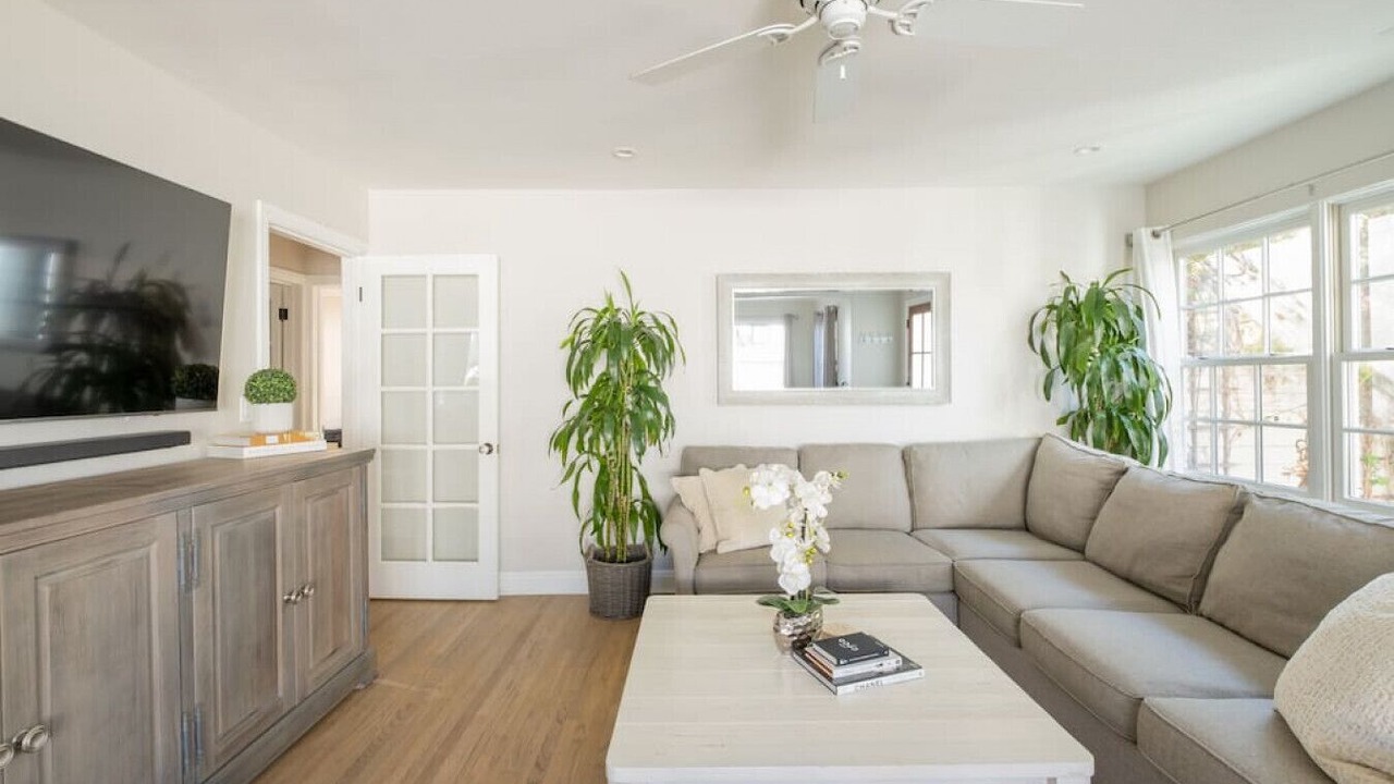 Photo of Livingroom in Hillcrest